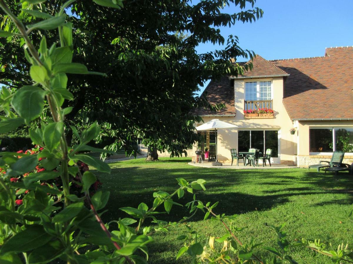 Gite De La Balle De Golf Jumieges Bagian luar foto
